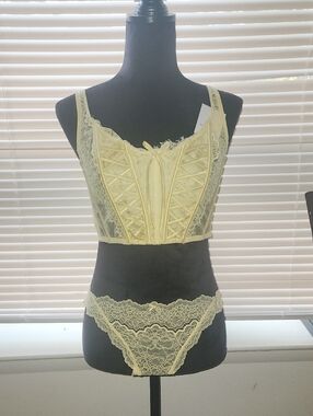 Victoria's Secret Pale Yellow Lace Longline Bralette & Lace Bikini Set